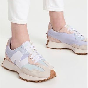New Balance 327 Sneakers in Morning Fog! Size 7!